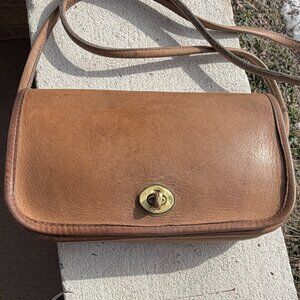 COACH Vintage NYC 70s 80s Early Dinky Putty Tabac Tan Small Crossbody Bag